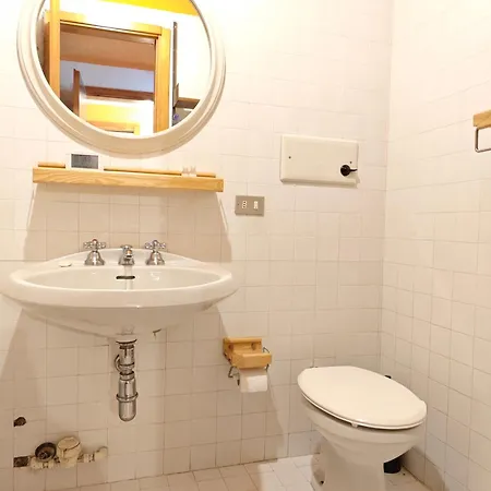 Hostdomus - Sansicario R4 *